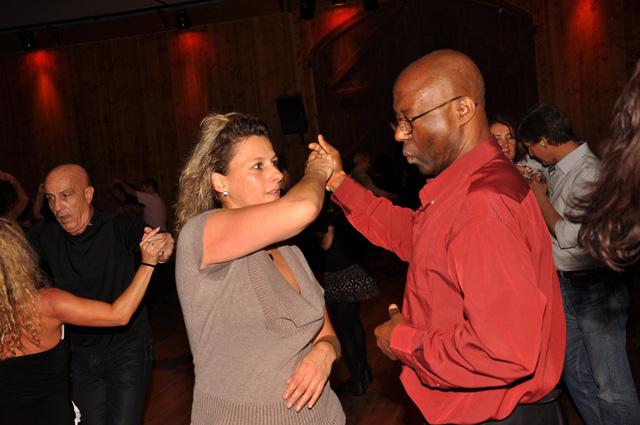 min 2012 10 14 station danse 094